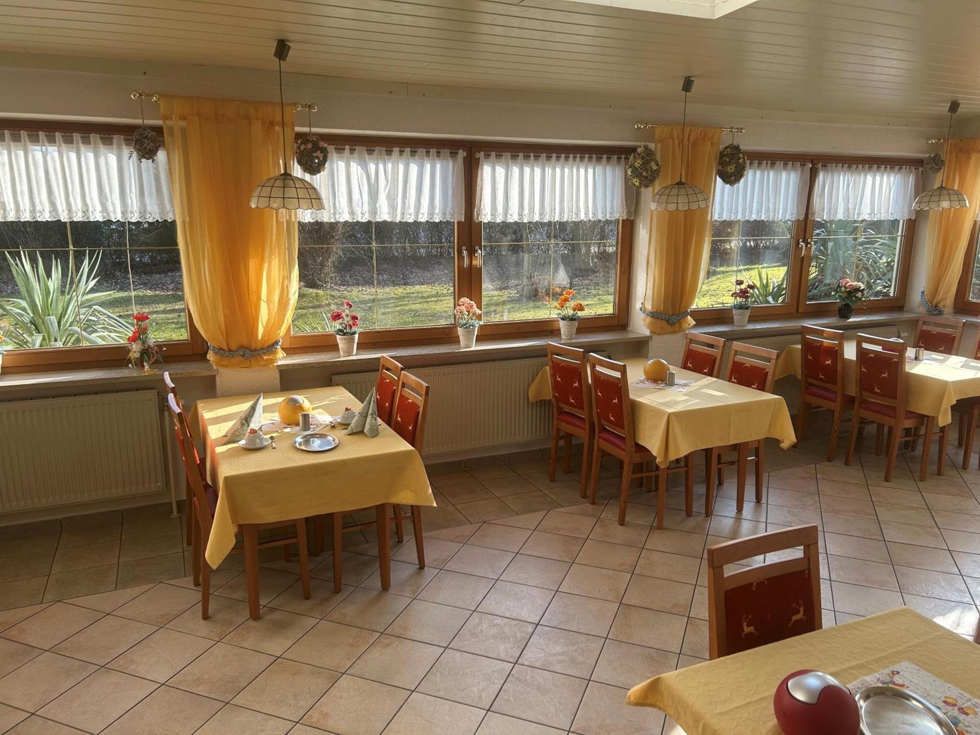 באד פיסינג Hotel Garni Hubertushof מראה חיצוני תמונה